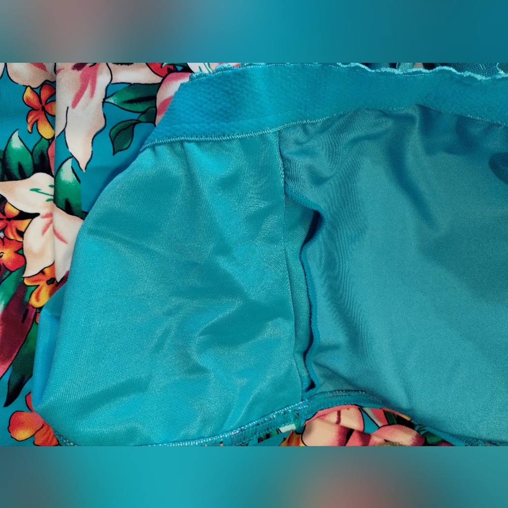 Lands' End Mastectomy Tankini Swim Top Size 14 Turquoise Lily Palm NWT - Picture 7 of 13